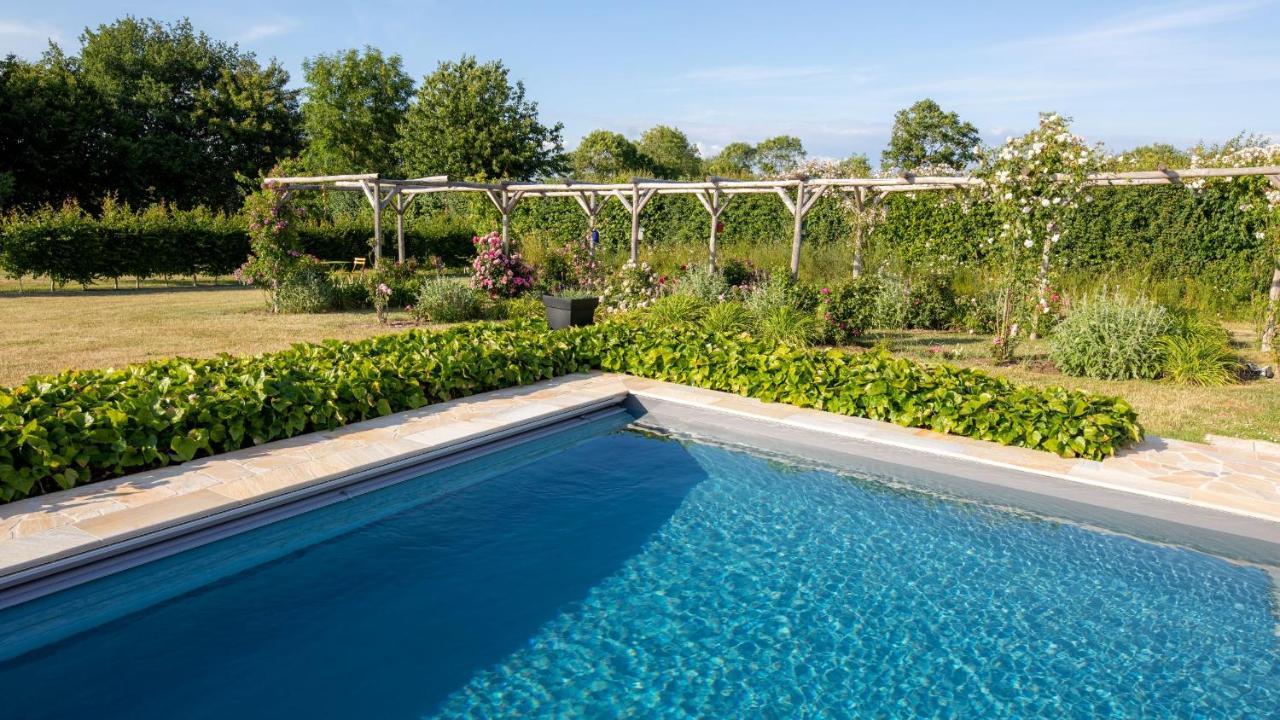 Bed and Breakfast Au Manoir Des Loges Quettreville-sur-Sienne Esterno foto